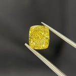 2ct Cushion Cut Fancy vivid VVS1 Excellent - Intou