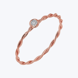 Chic Bezel Twist Ring