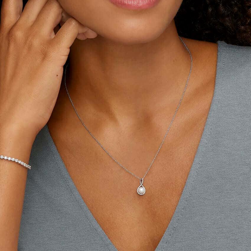 Cultured Pearl Pavé Twist Pendant - Intou