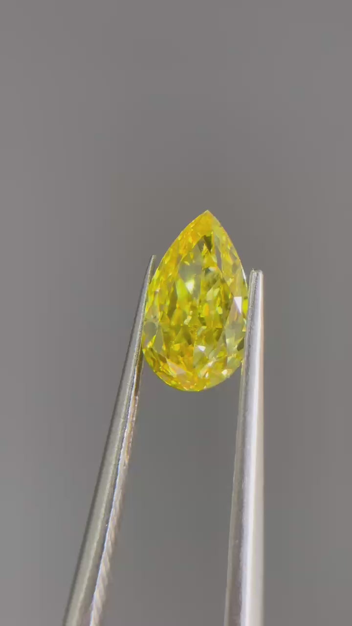 1ct Pear Cut Fancy Vivid VVS1 Excellent